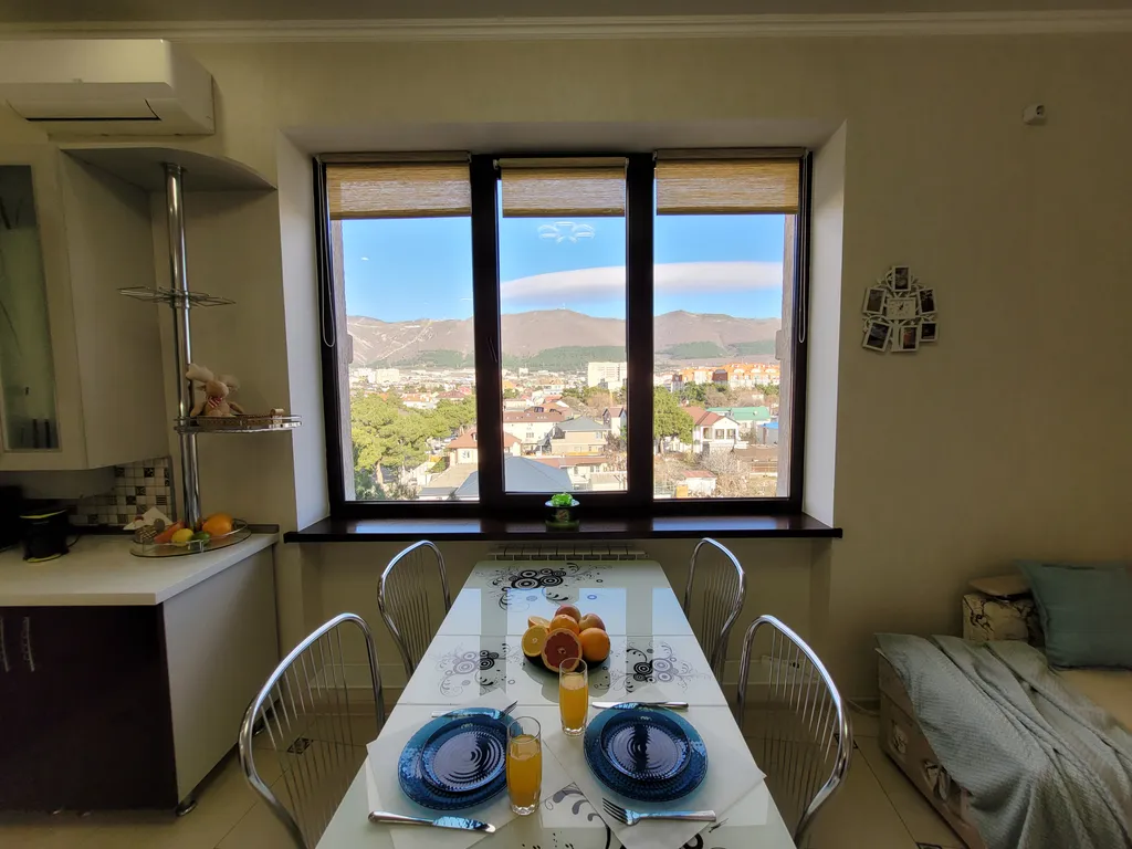 Квартира Квартира Просторная евродвушка около моря — Геленджик