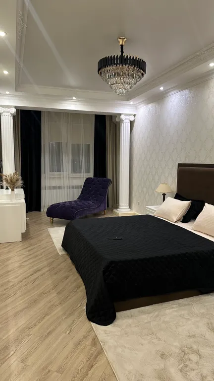 Уютная квартира в центре города с видом на море