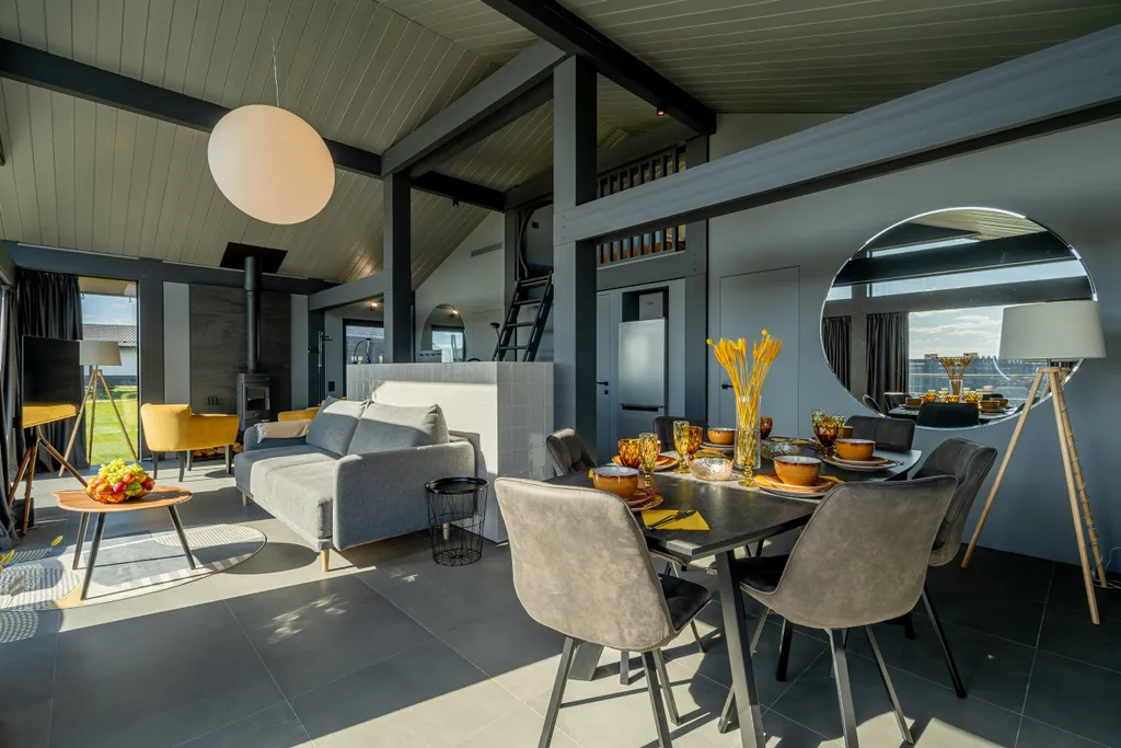 Янтарный дом в Загородном клубе у Плещеева озера