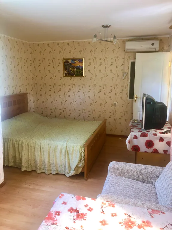 Квартира Жилье в Гурзуфе возле моря — аренда посуточно в Гурзуф