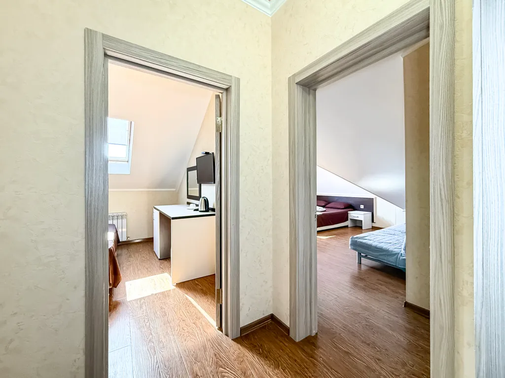 Двухкомнатная мансарда в центре и 7 минутах от моря