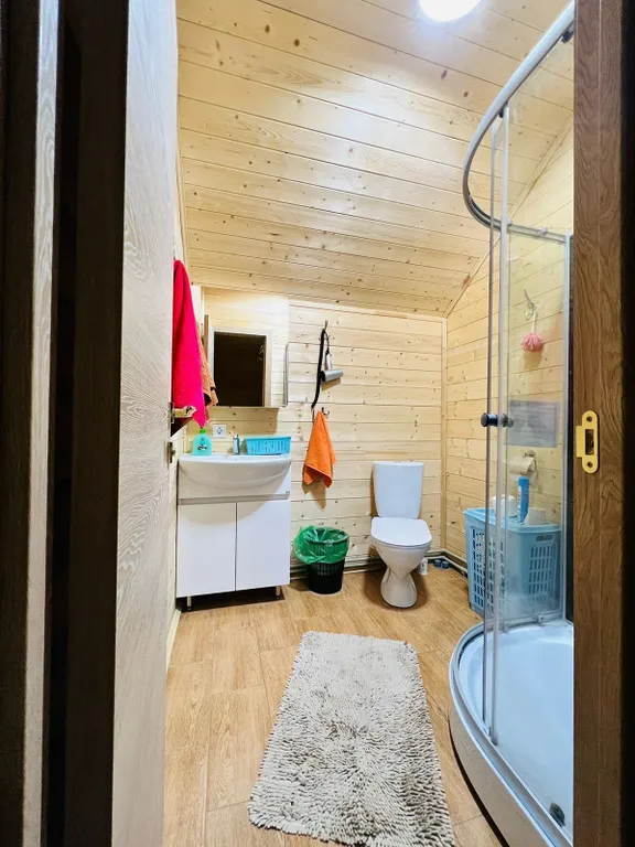 Дом на Горьковском море напротив спортивной базы Море спорта