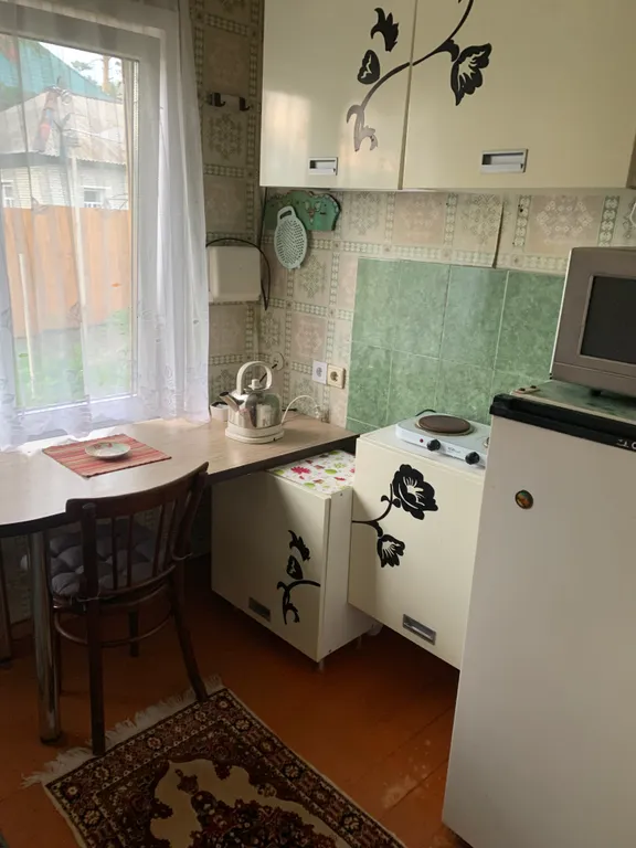 Живописный дом на природе недалеко от города