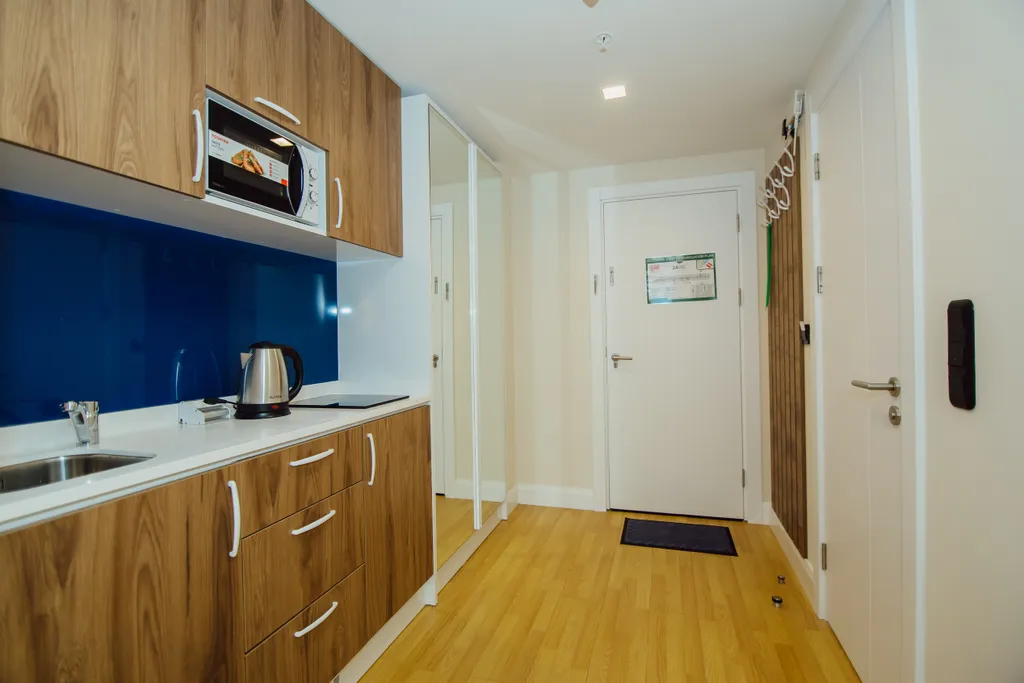 Студия с видом на море