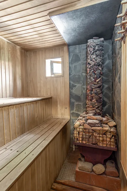 Дом с бассейном и русской баней