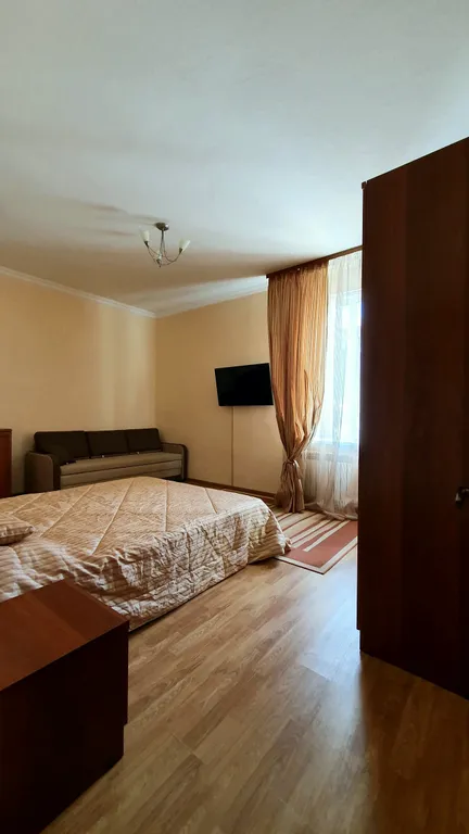 Большая уютная квартира с видом на горы