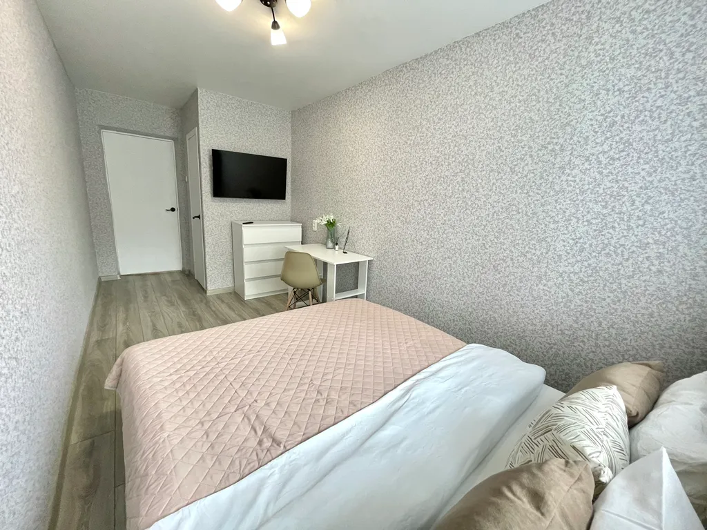 Квартира Вместительная квартира в самом центре — Екатеринбург