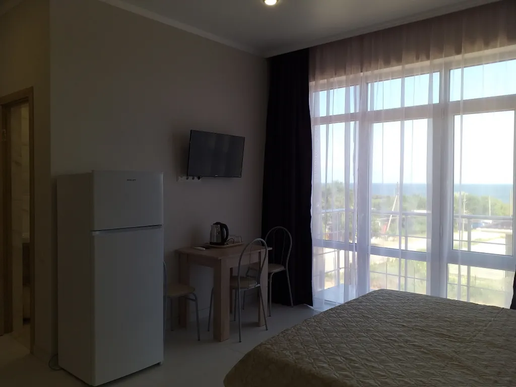 Квартира Комната с балконом и видом на море — Кучугуры