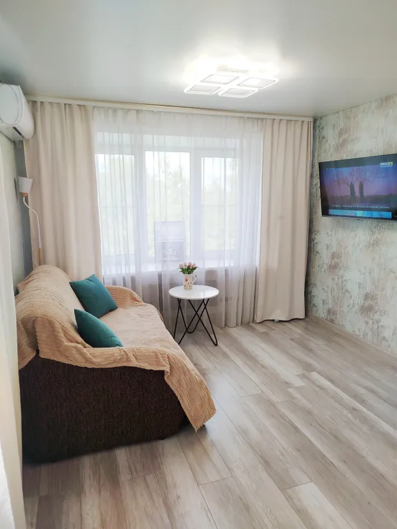 Квартира Рядом с двумя вокзалами — аренда посуточно в Белово