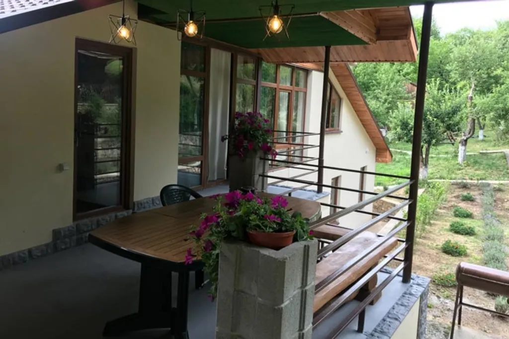 4-комнатная Квартира