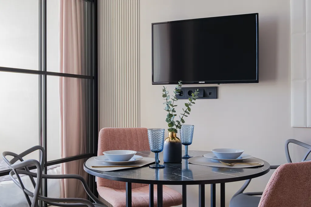 Комфортабельные апартаменты в центре возле метро