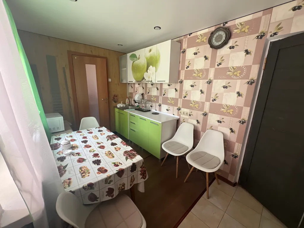 Коттедж Гостевой дом в центре города с беседкой, бильярдом — Новороссийск