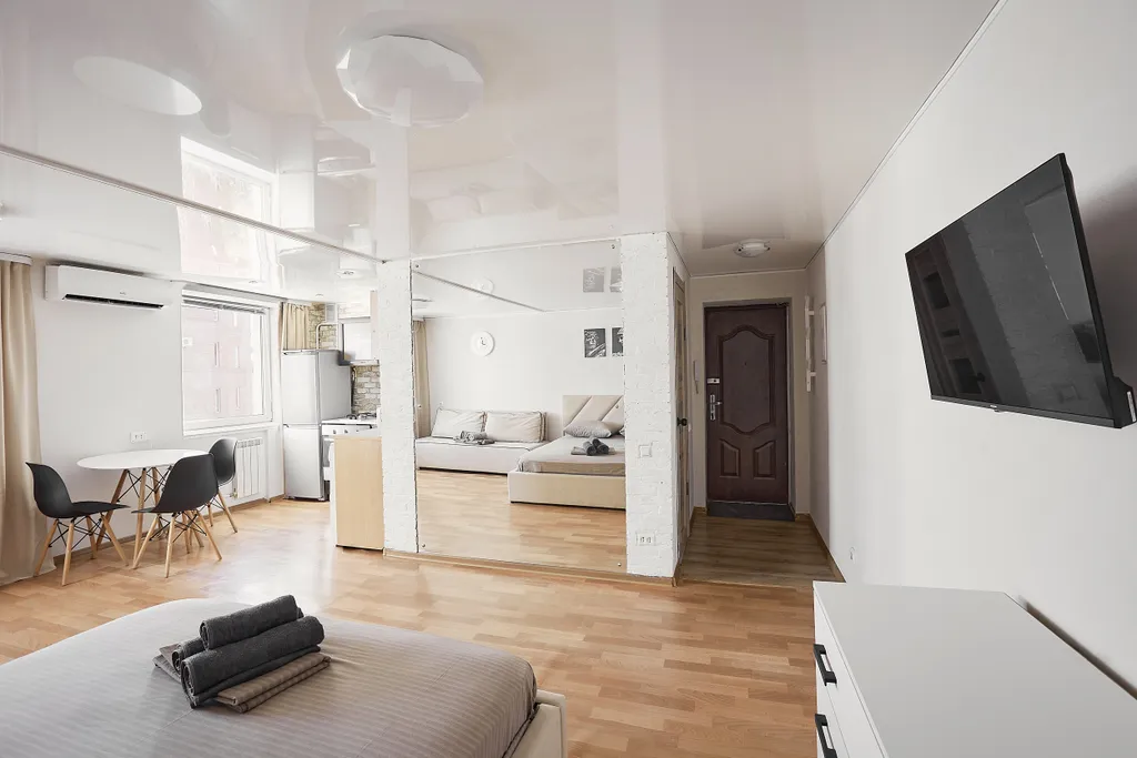 Уютная, светлая, свежая студия в центре города