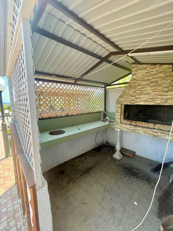 Апартаменты на первой линии с открытым балконом и видом на пляж