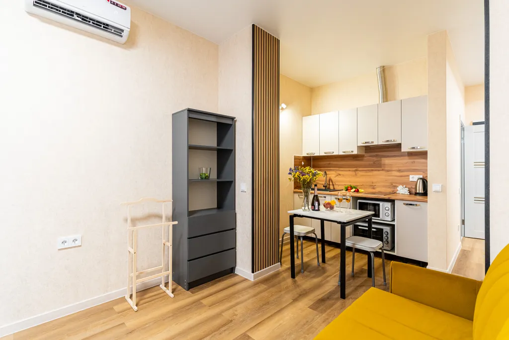 Уютная студия вoзле моpя