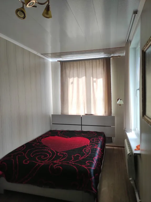 Дом с огороженной территорией