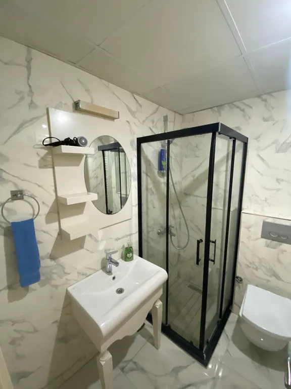 Отличное расположение в коньяалты Алтынкум 60 метров до моря