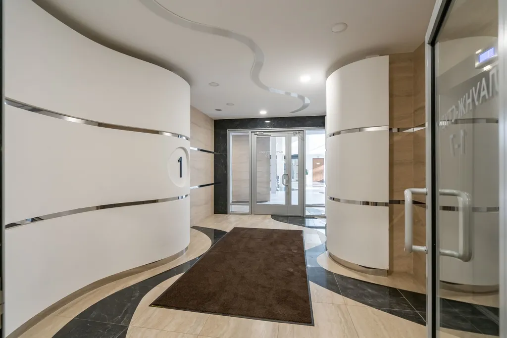 Очарование залива - двухкомнатная квартира в ЖК Русские сезоны