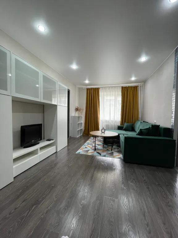 Квартира Уютная 2 комн. квартира на набережной 10 минут пешком от Кремля — Великий Новгород