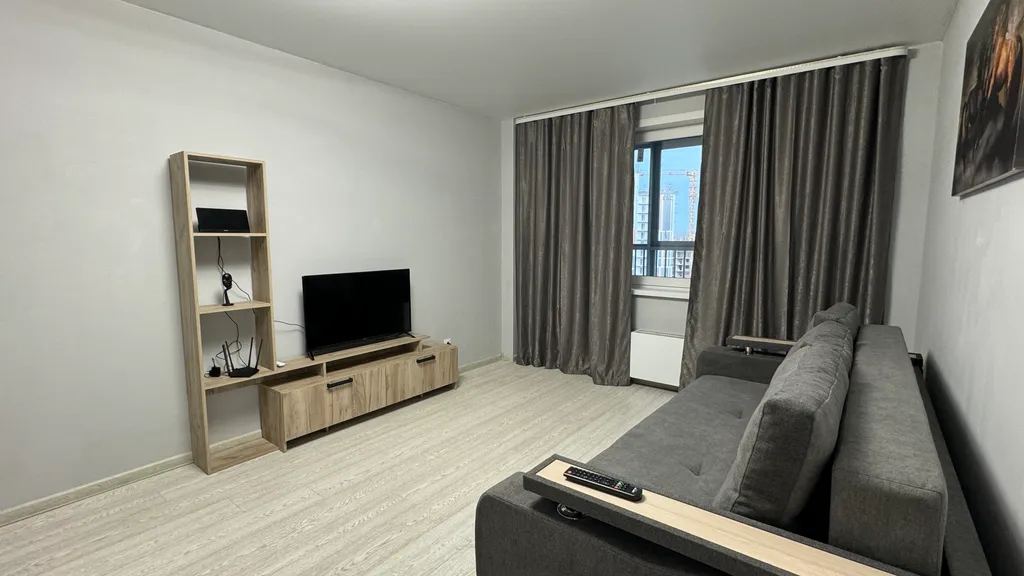 Квартира Светлая и уютная однокомнатная квартира в жк Мичуринские Аллеи — Красноярск