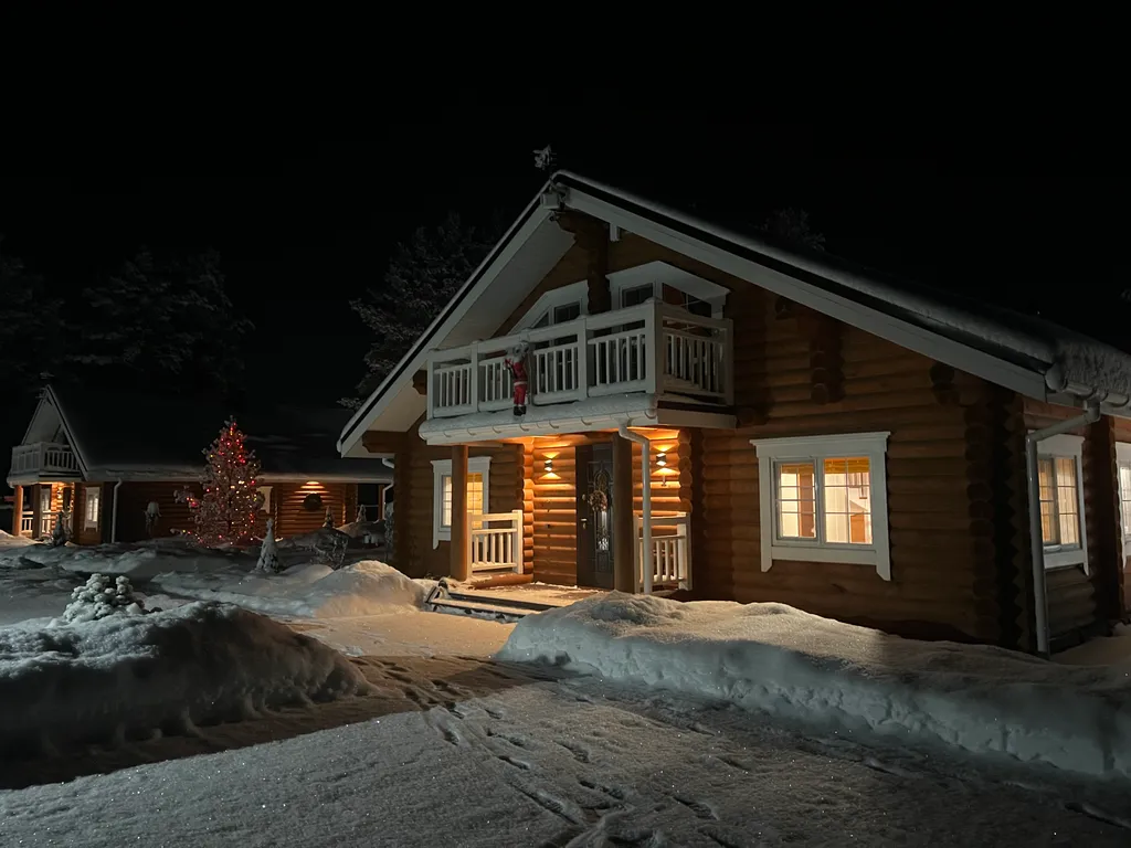 6-комнатный Дом