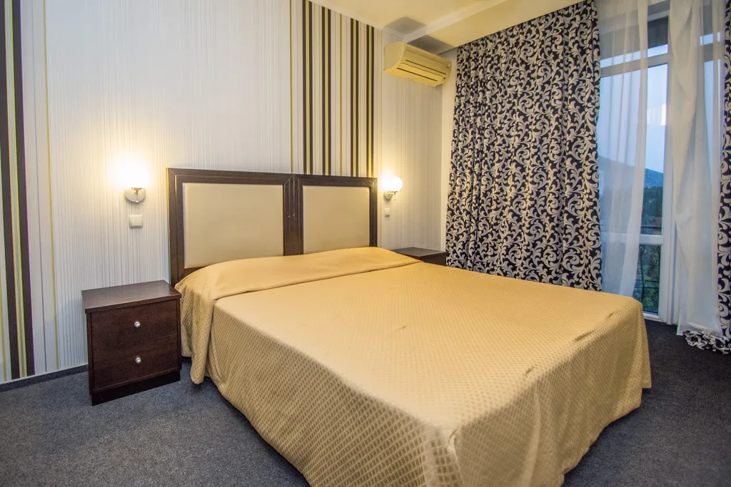 Квартира Апартаменты Андеграунд с видом на море — Гурзуф