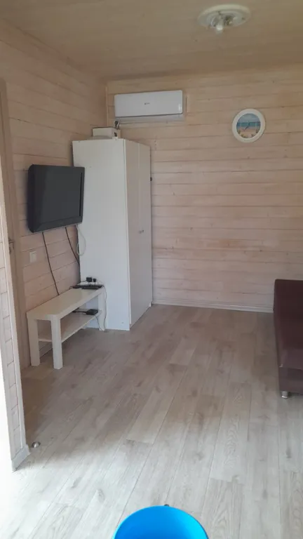 Коттедж с собственной территорией, большой беседкой и мангальной зоной