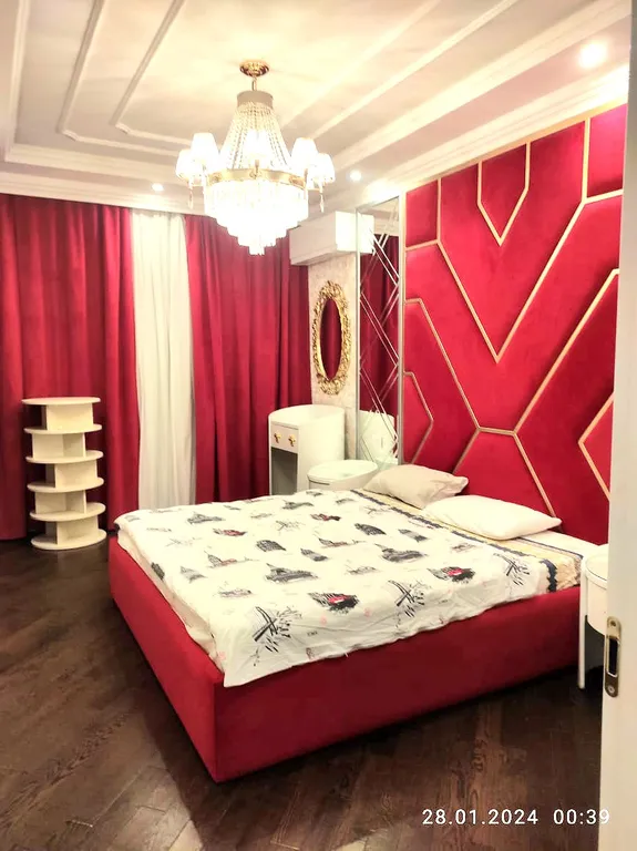 Трехкомнатная квартира в центре