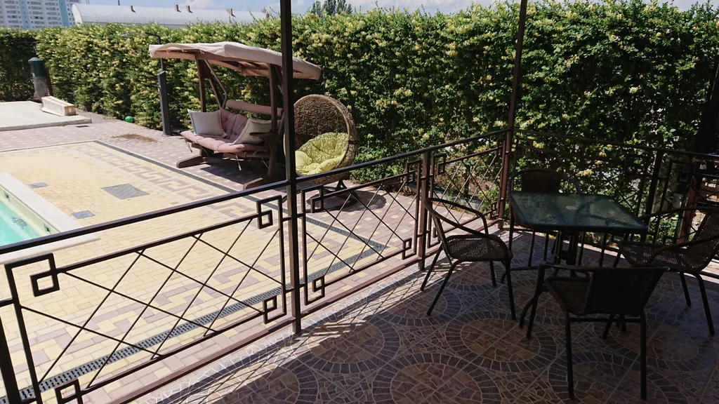 Апартаменты с видом на бассейн