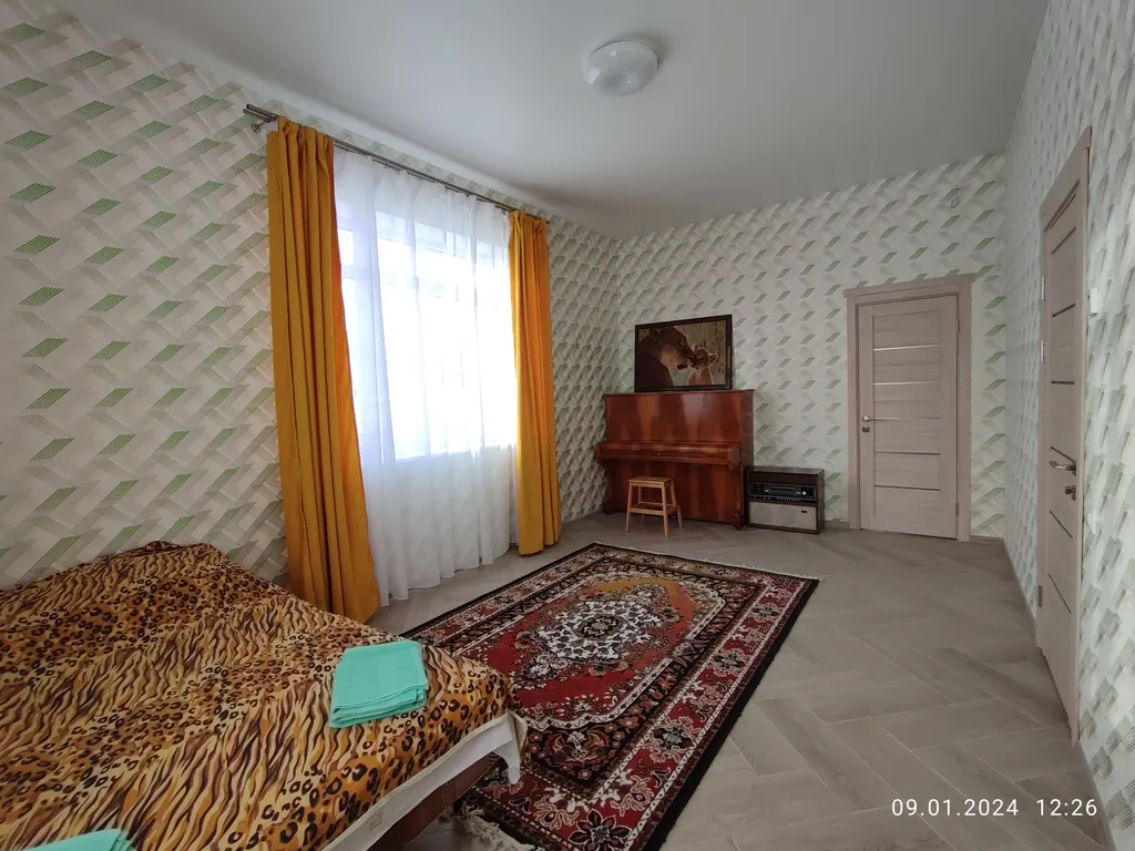 Добрый дом с баней и большим залом-камином