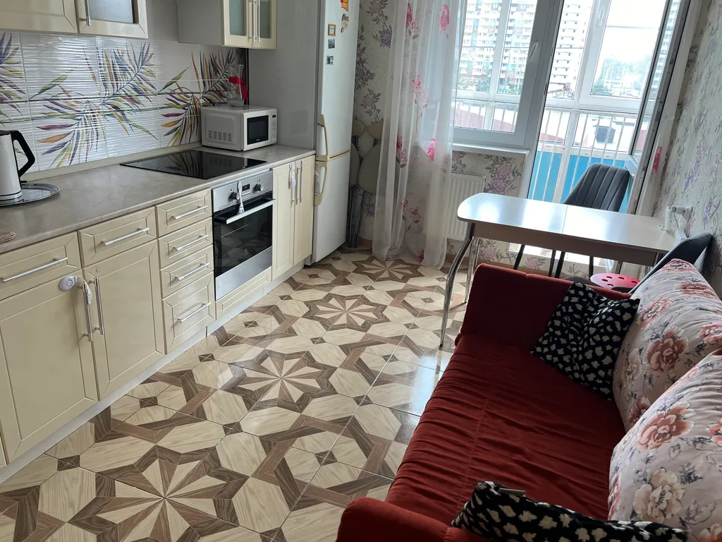 Просторная квартира рядом с Океанисом