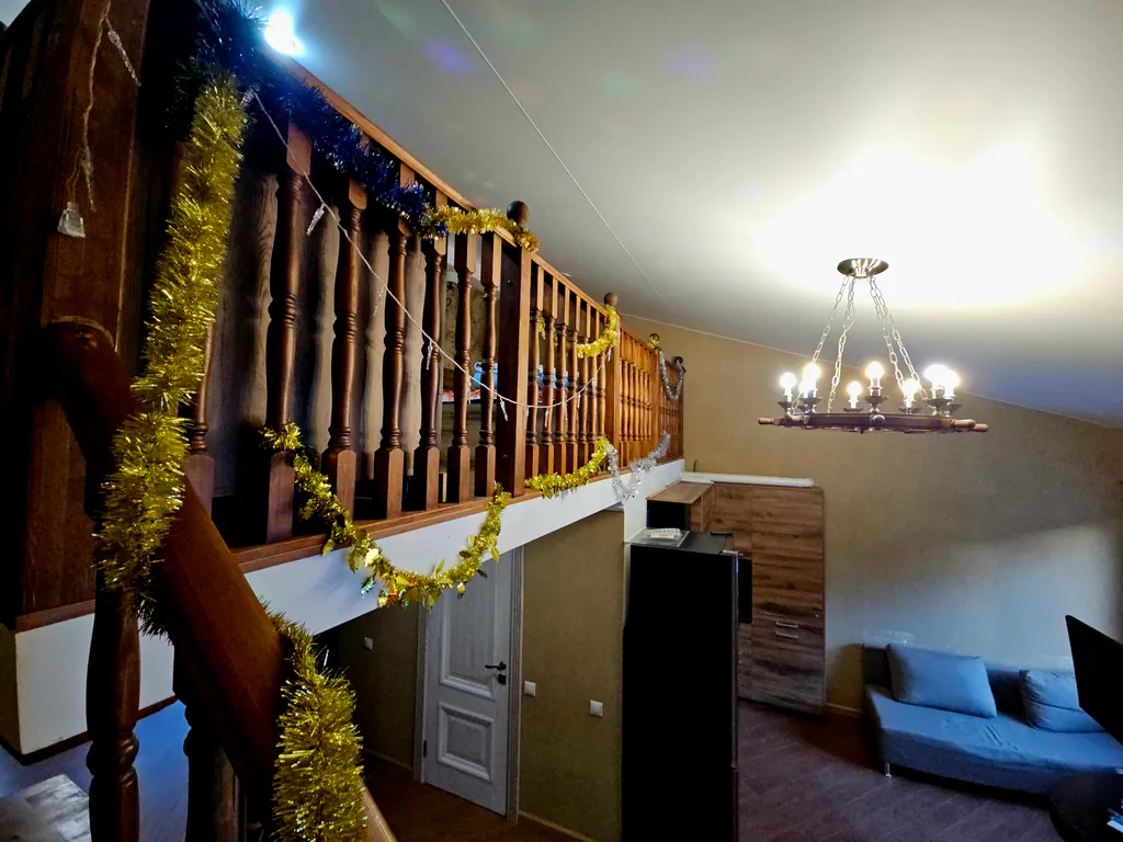 2х-уровневый апартамент, балкон с видом на горы