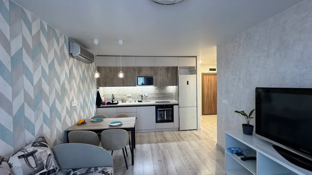 Уютная светлая евродвушка в 15 минутах ходьбы до центральной площади