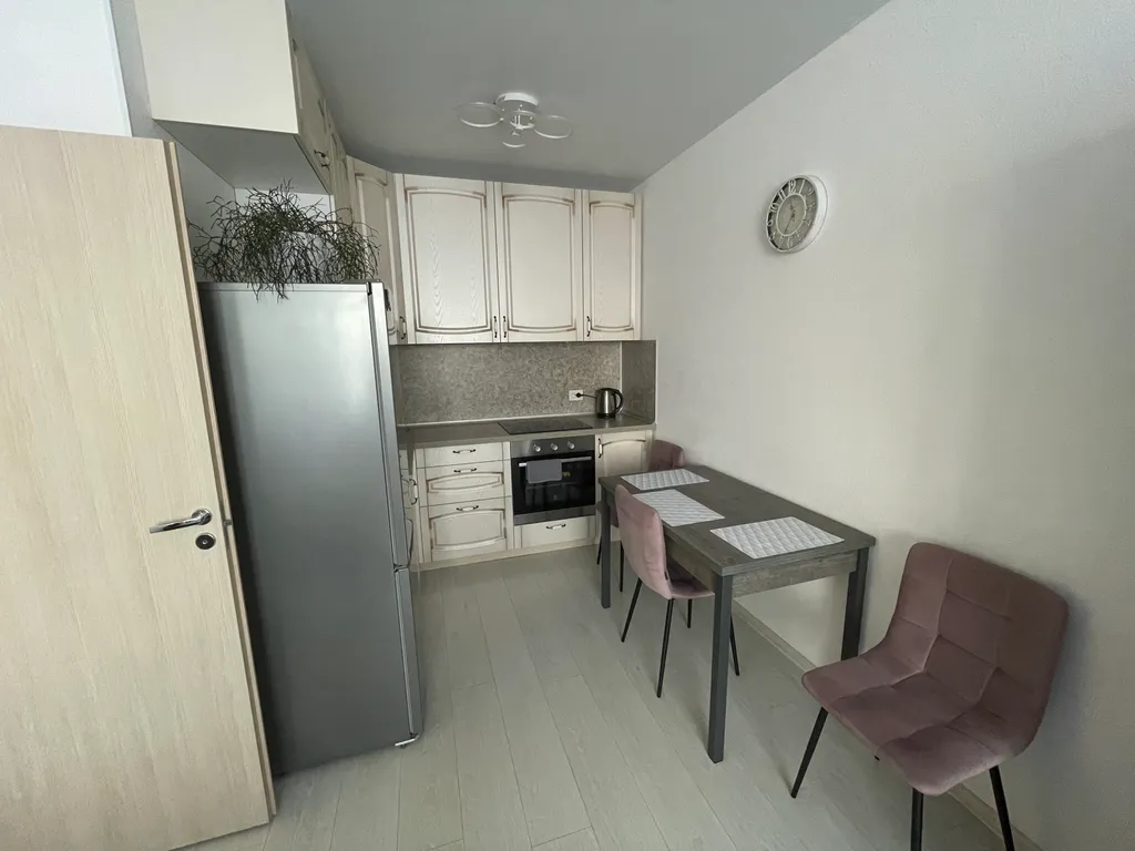 Уютная 2-х комнатная квартира с красивым видом из окна