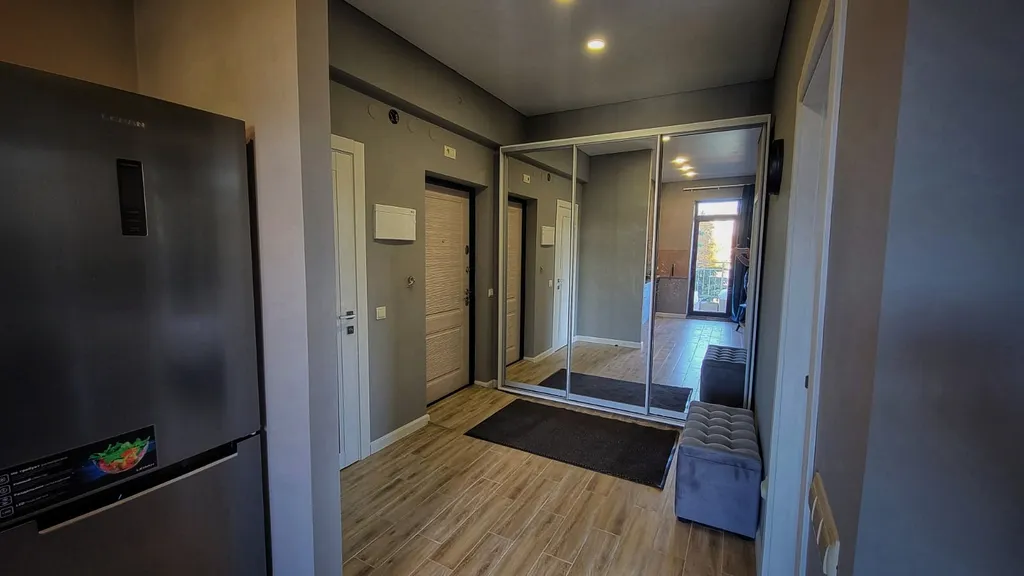 Уютная квартира, со свежим ремонтом, в минуте ходьбы от моря