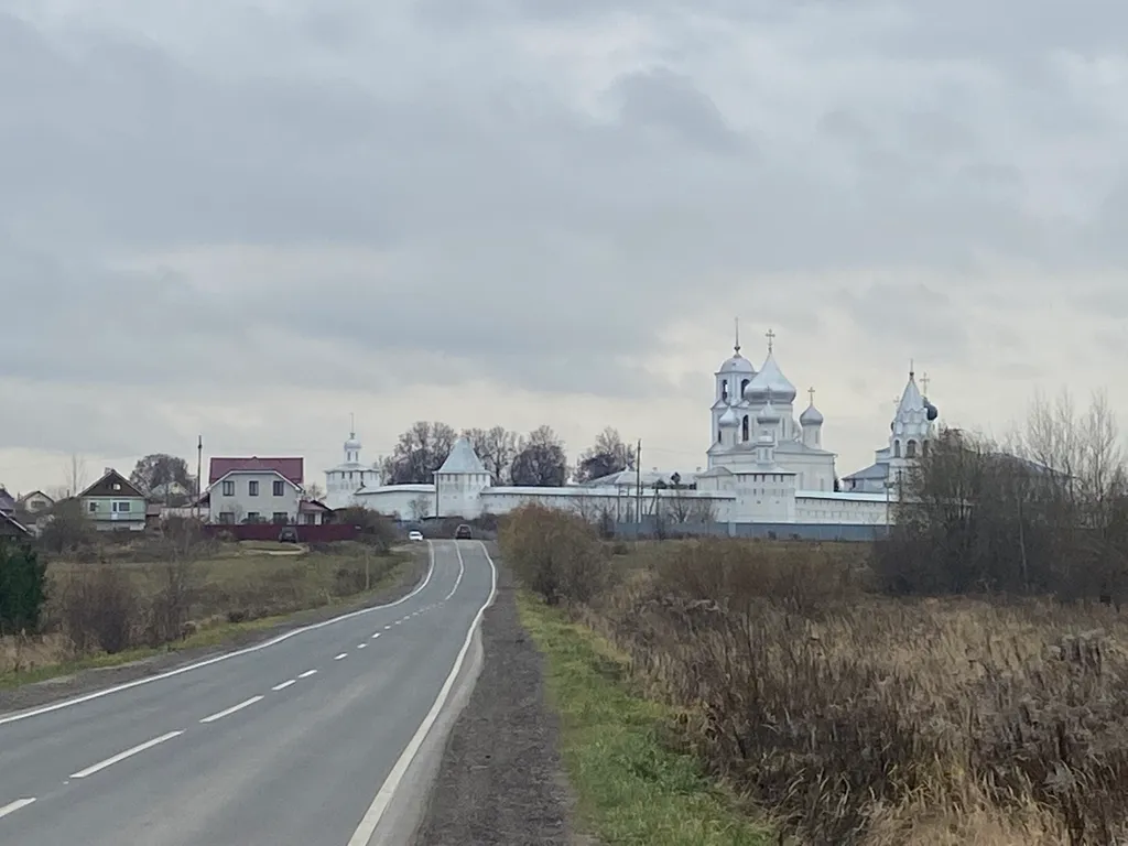 Новый гостевой дом с дизайнерским ремонтом