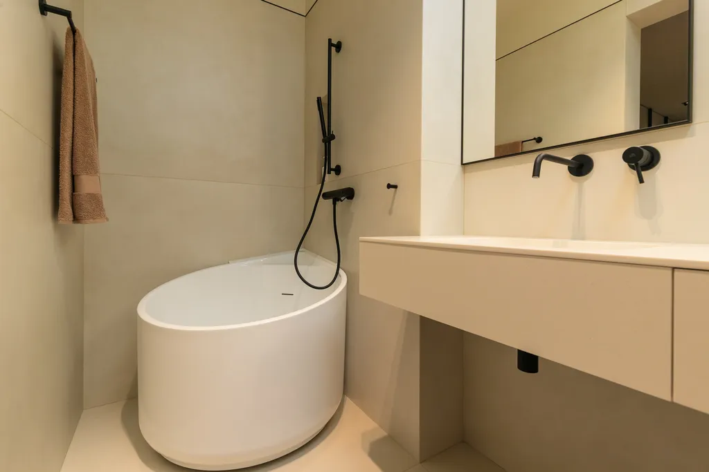 Таунхаус с собственным бассейном в ЖК Лазурный берег