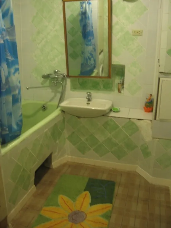 Уютная 2-комнатная квартира модельным входом с улицы