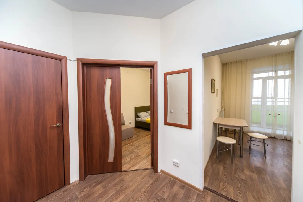 Квартира Квартира возле Клинического центра и Аэрокосмического университета — Красноярск