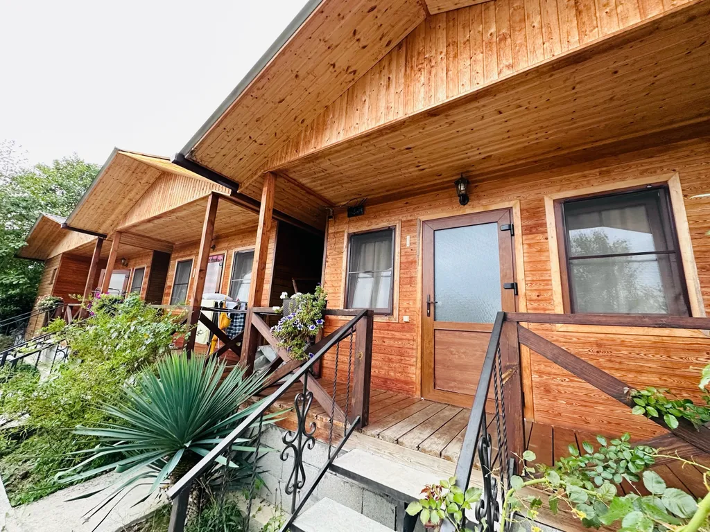 Домик 2-комнатный 5-местный