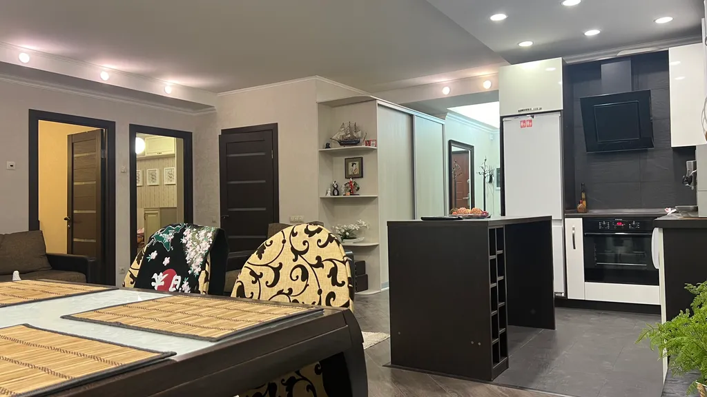 3-комнатная Квартира