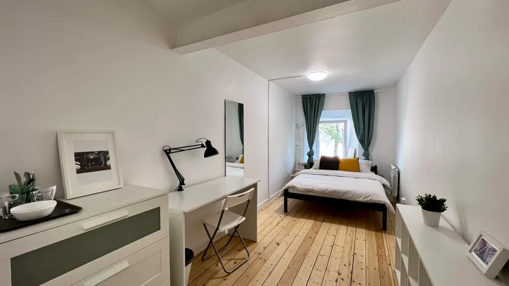 Уютная и светлая комната у Московского Кремля