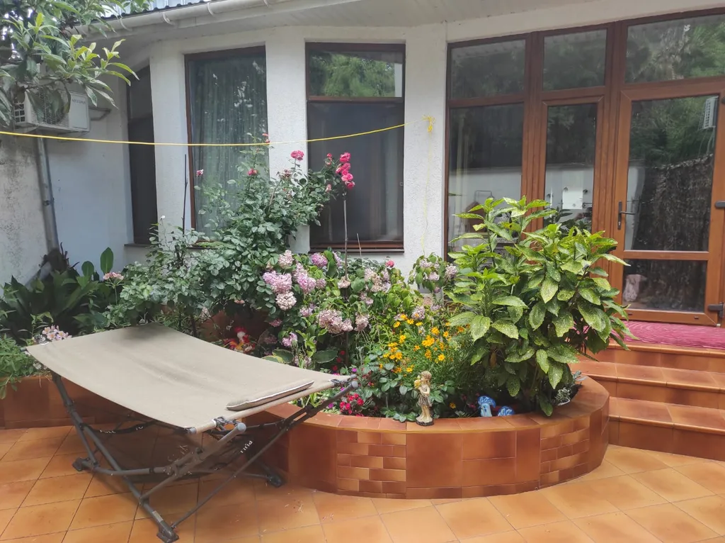 Коттедж 3-комнатный Дом — Ялта