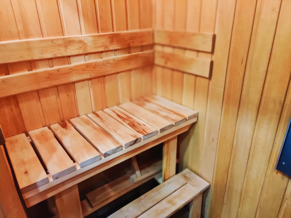 Стильная квартира с сауной, в центре города