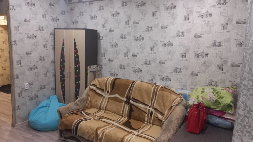 Квартира 2-комнатная Квартира — Артёмовский