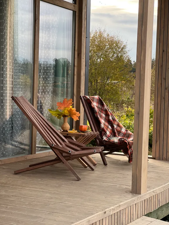 Коттедж Домик Бонапарт на базе отдыха Монтенегро — Волковицы