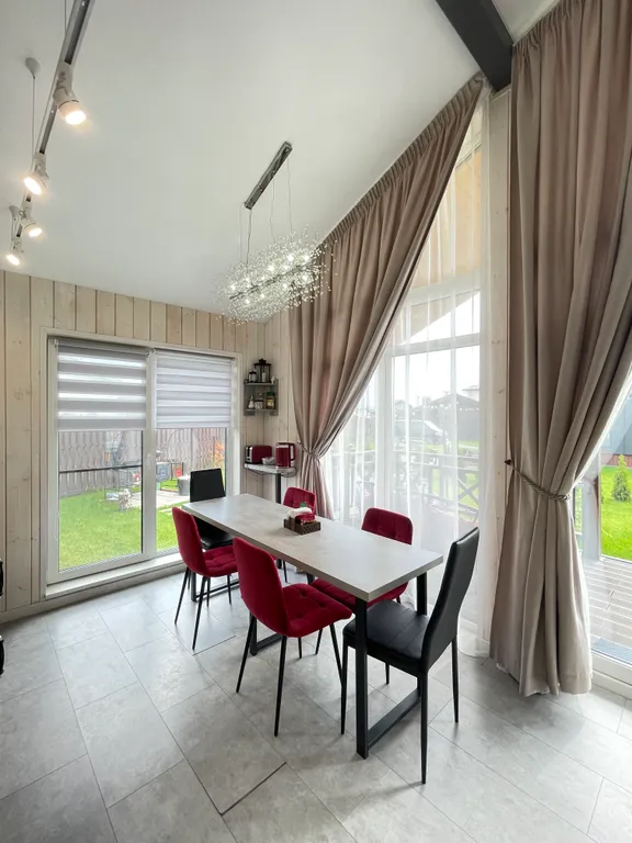 Красивый тёплый дом