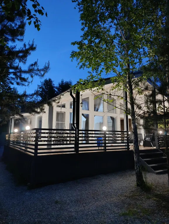 Коттедж Дом с панорамными окнами — аренда посуточно в Чебаркуль