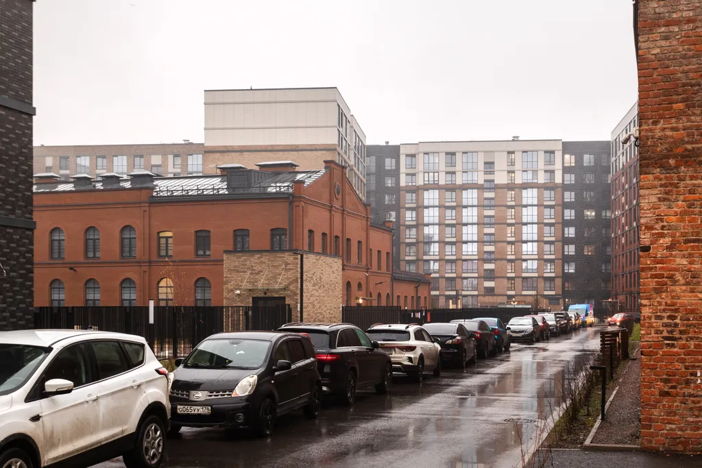 Апартаменты Изумруд с прямым видом на Неву