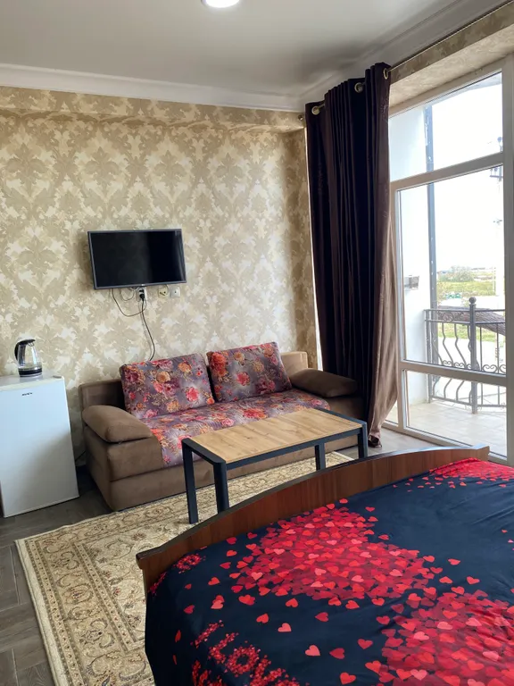 Первая береговая, балкон с видом на море